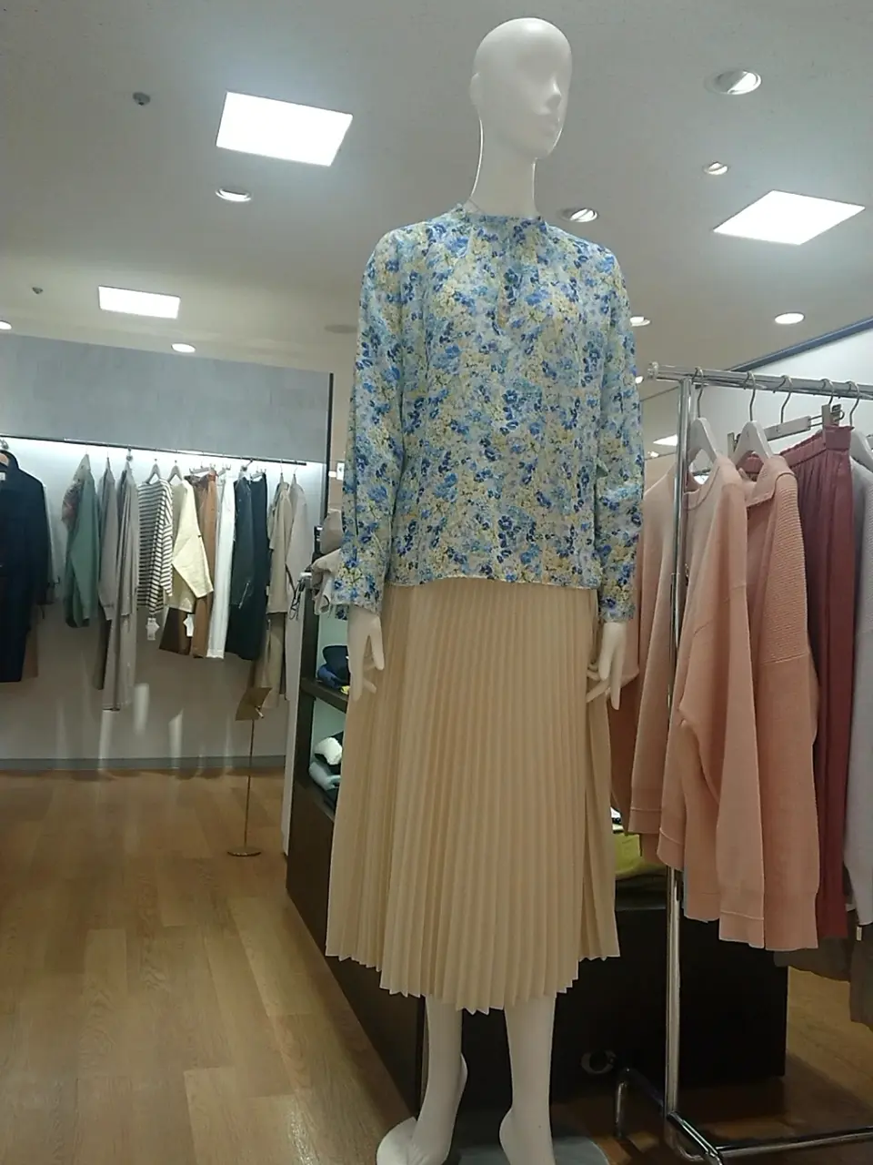 組曲 L 平良 コーディネート画像