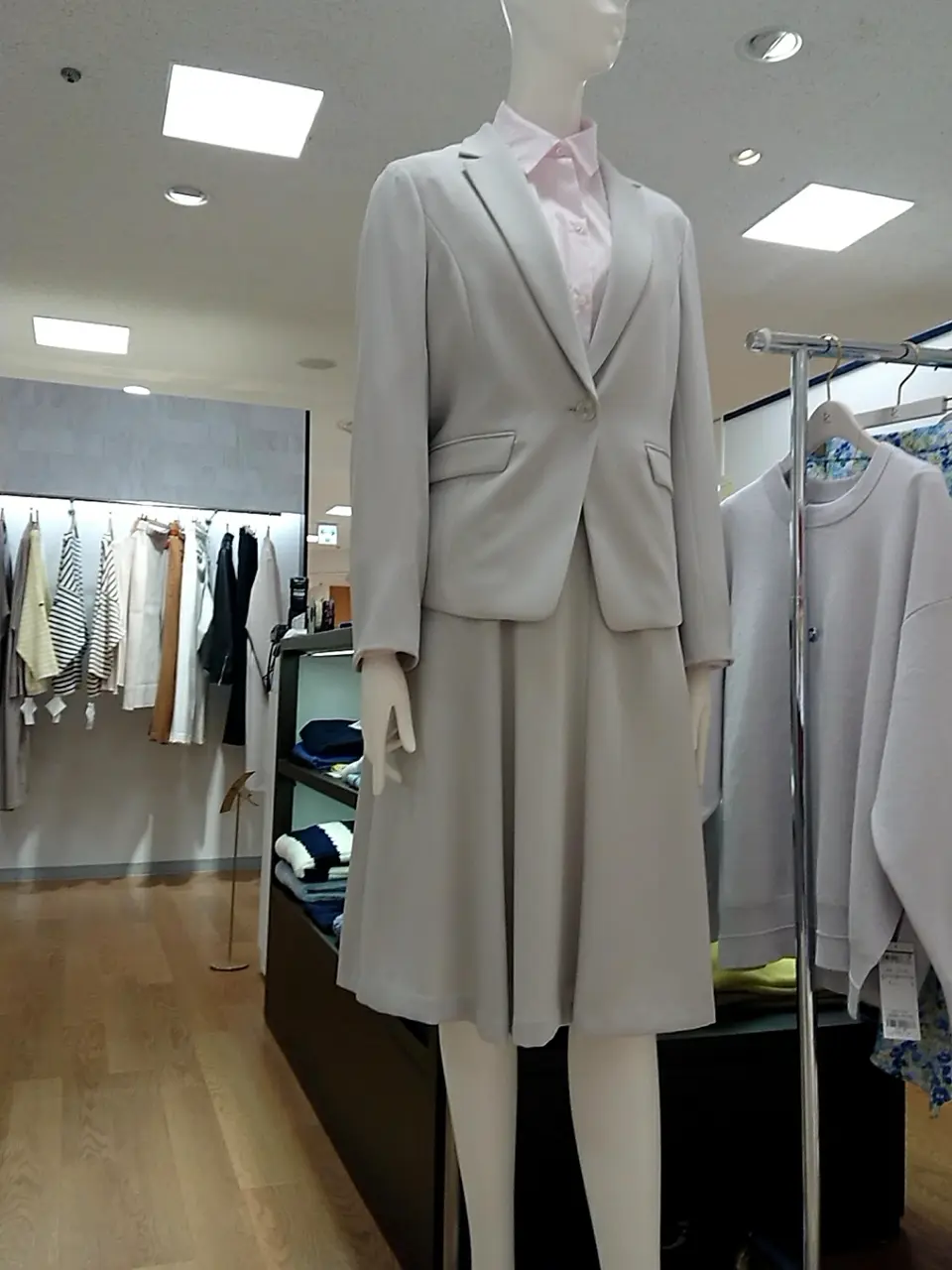 組曲 L 平良 コーディネート画像