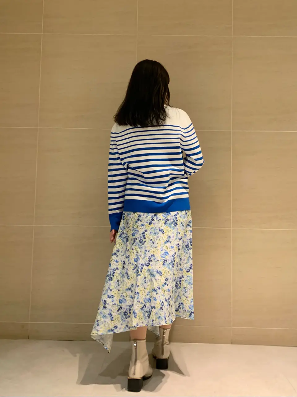 組曲 L 時本 コーディネート画像