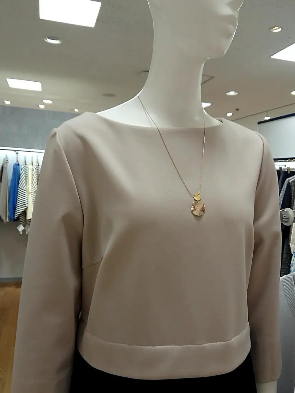 組曲 L 平良 コーディネート画像