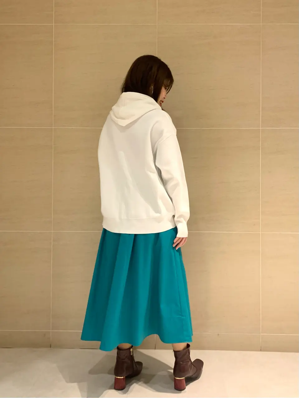 組曲 L 時本 コーディネート画像