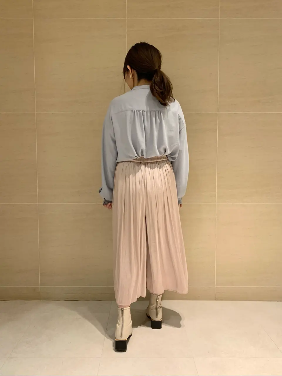 組曲 L 時本 コーディネート画像