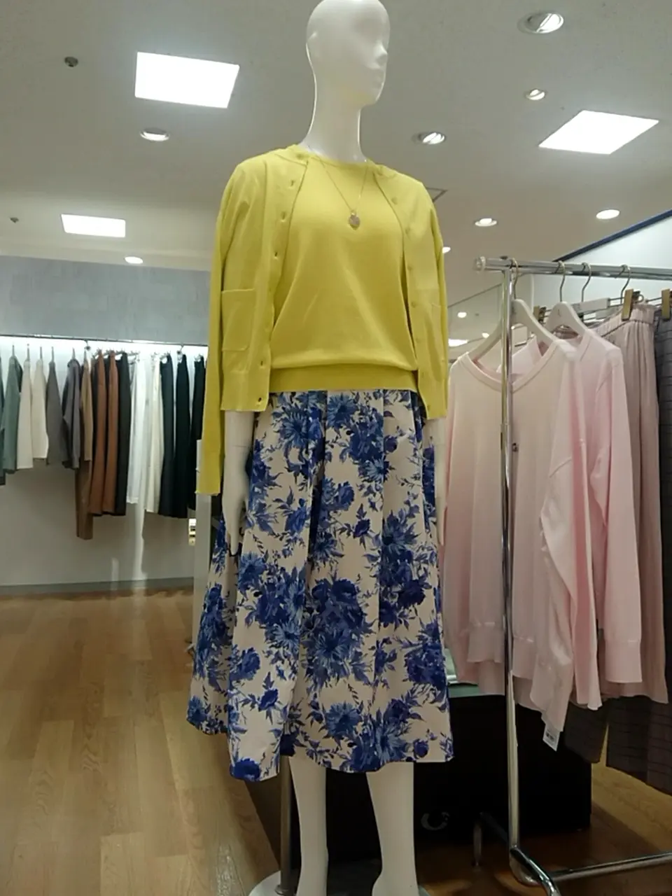 組曲 L 平良 コーディネート画像