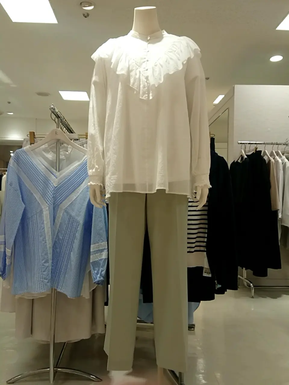 組曲 L 平良 コーディネート画像