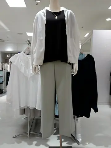 組曲 L 平良 コーディネート画像