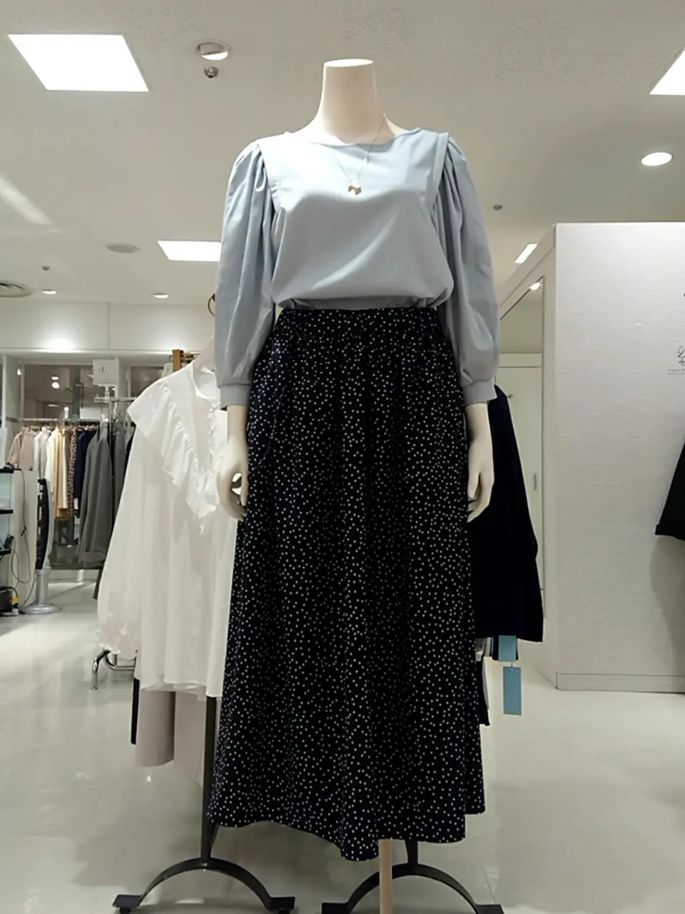 組曲 L 平良 コーディネート画像