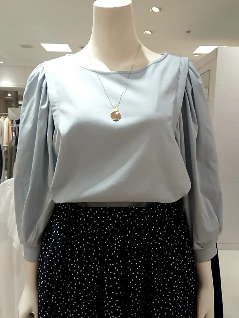 組曲 L 平良 コーディネート画像