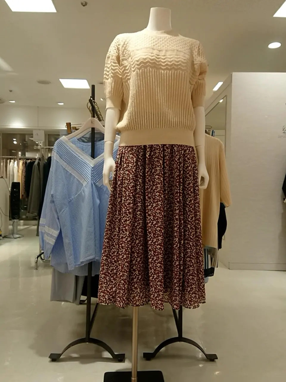 組曲 L 平良 コーディネート画像