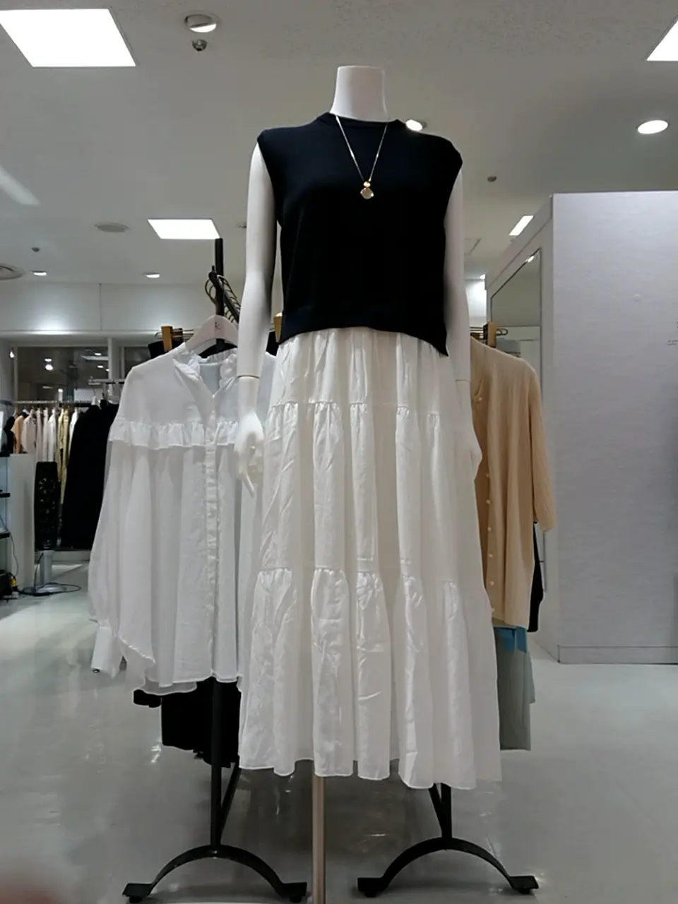 組曲 L 平良 コーディネート画像