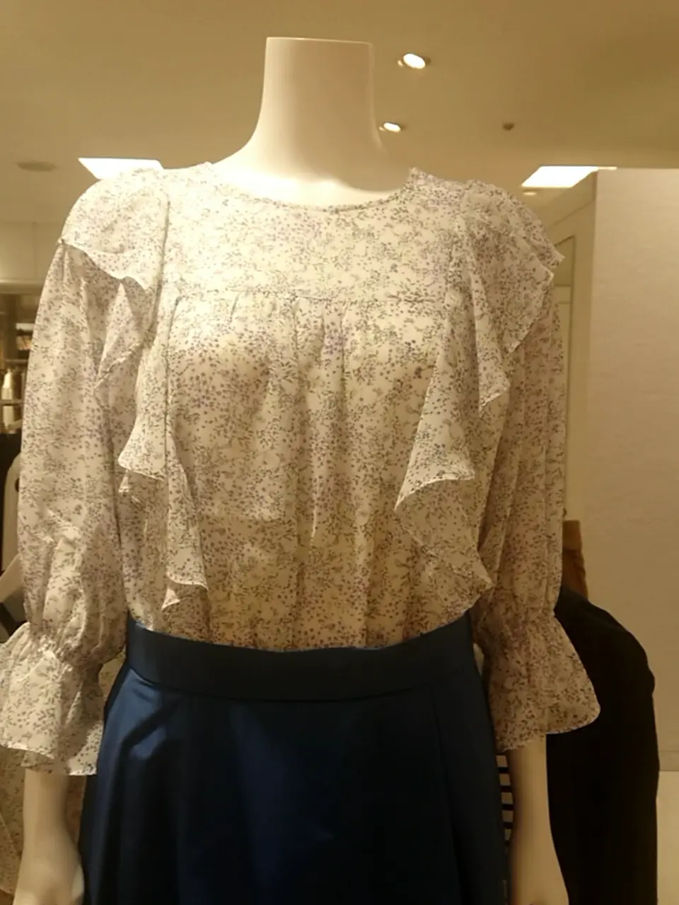 組曲 L 平良 コーディネート画像