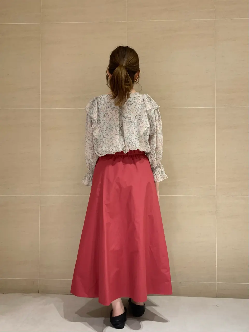 組曲 L 時本 コーディネート画像