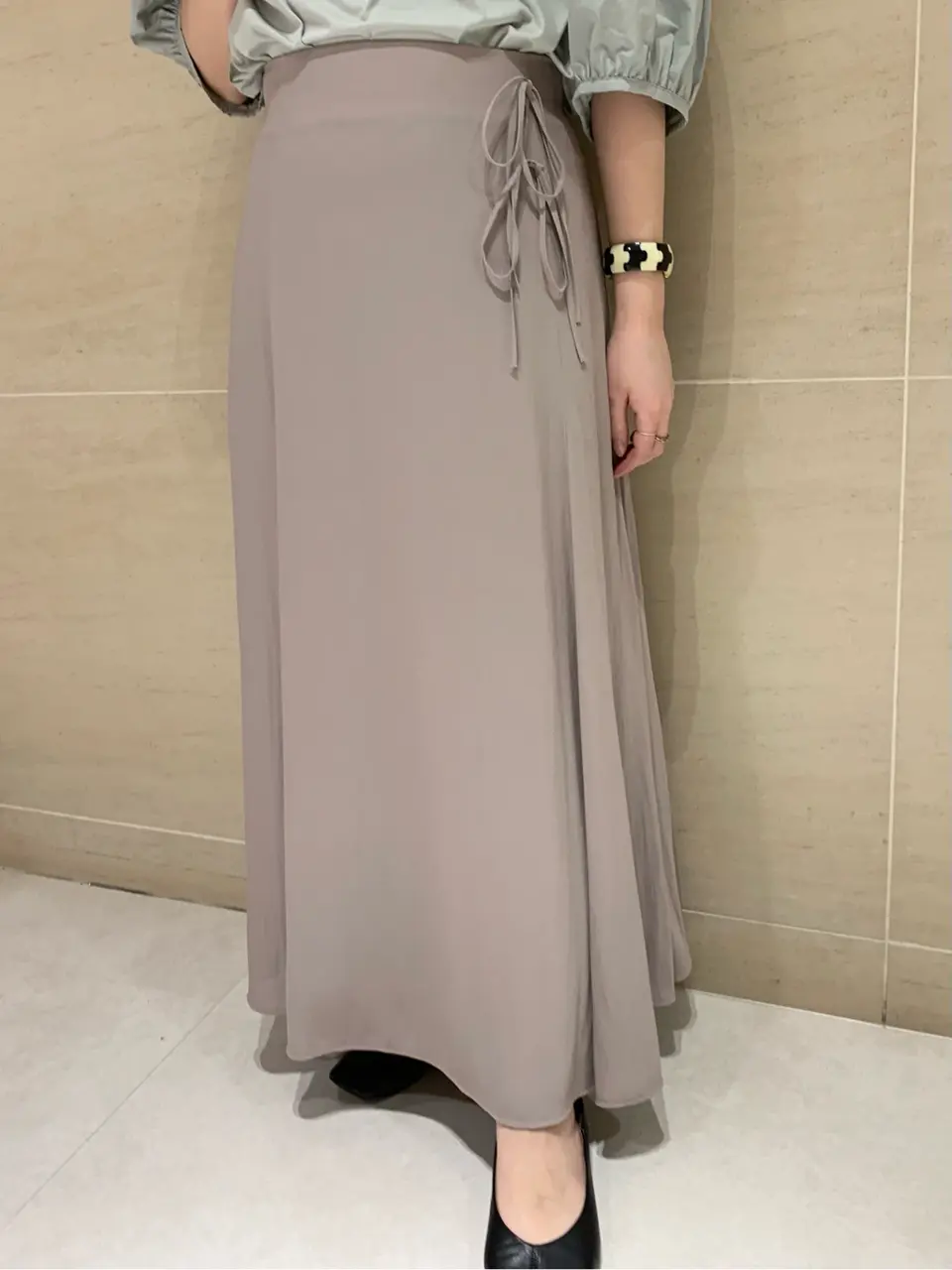 組曲 L 時本 コーディネート画像