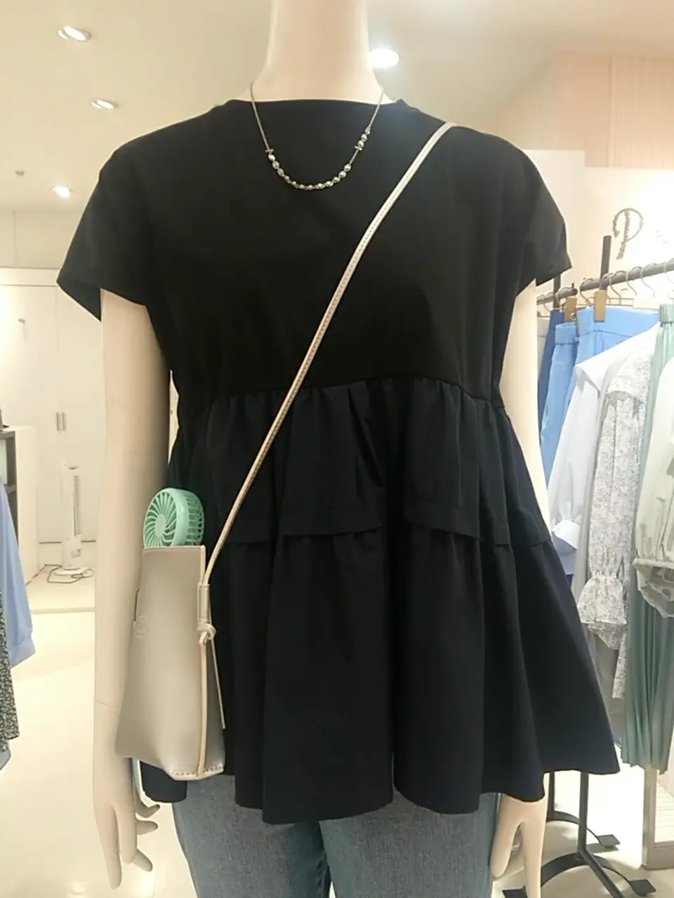 組曲 L 平良 コーディネート画像