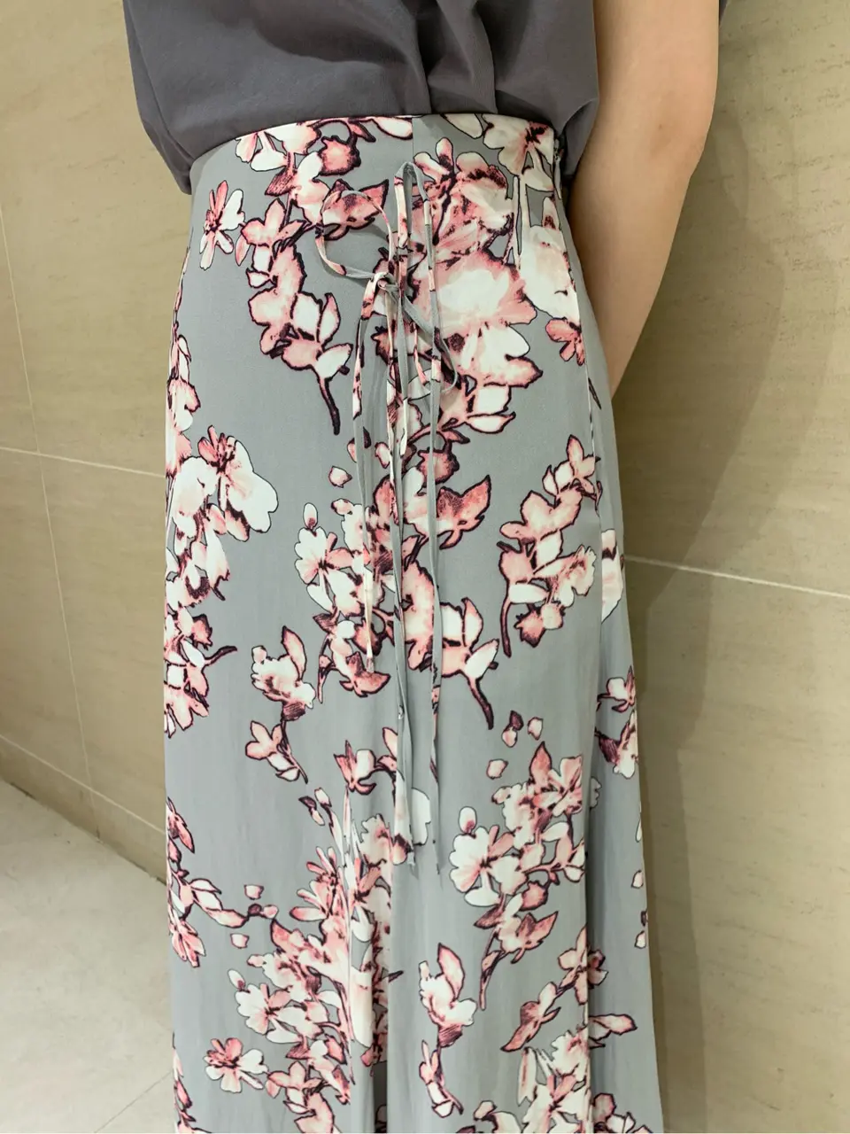 組曲 L 時本 コーディネート画像