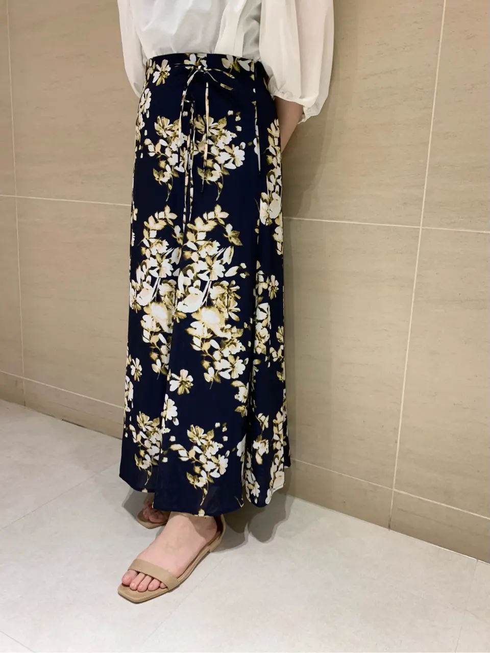 組曲 L 時本 コーディネート画像