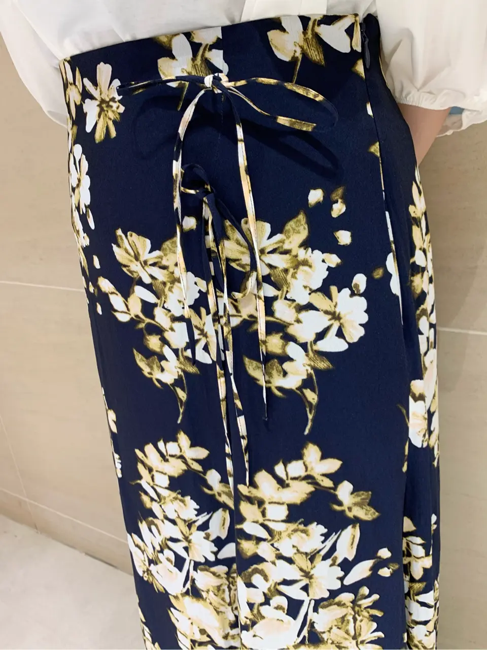 組曲 L 時本 コーディネート画像