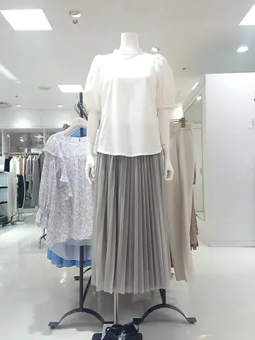 組曲 L 平良 コーディネート画像