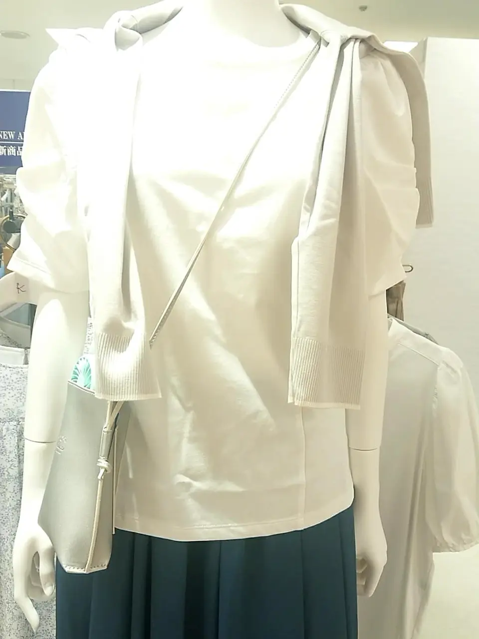 組曲 L 平良 コーディネート画像