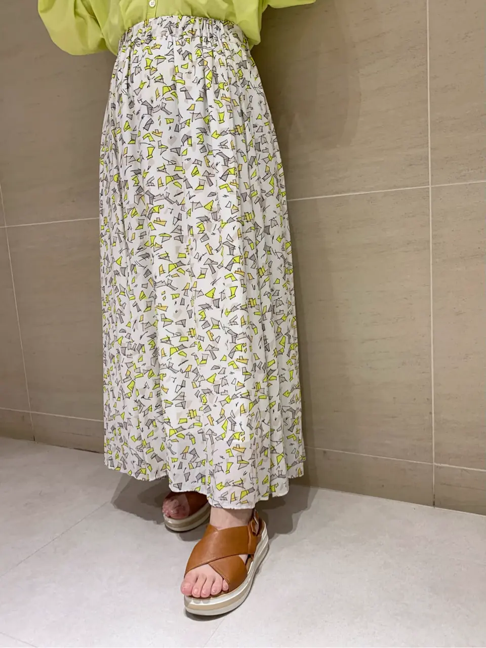 組曲 L 時本 コーディネート画像