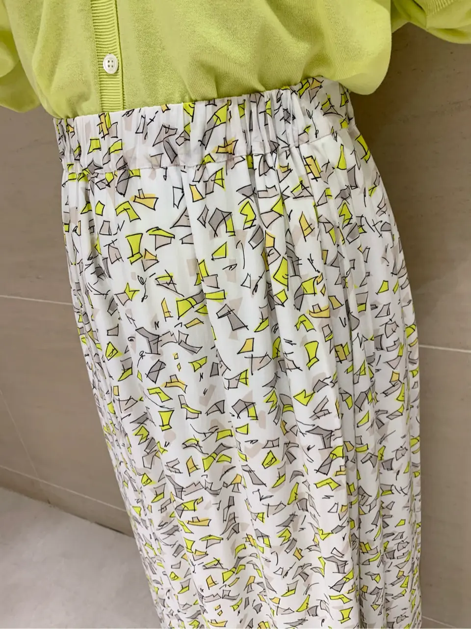 組曲 L 時本 コーディネート画像