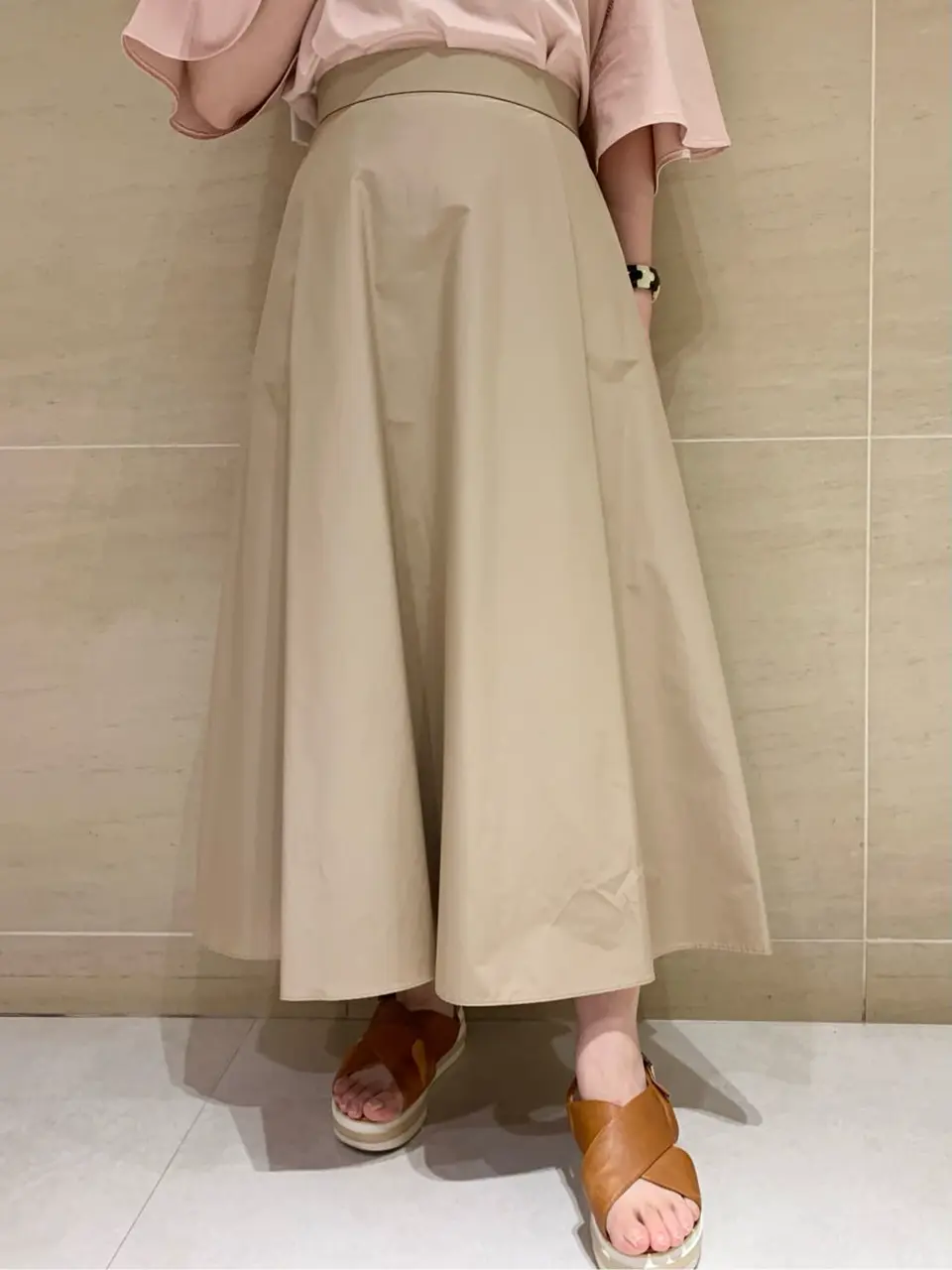 組曲 L 時本 コーディネート画像