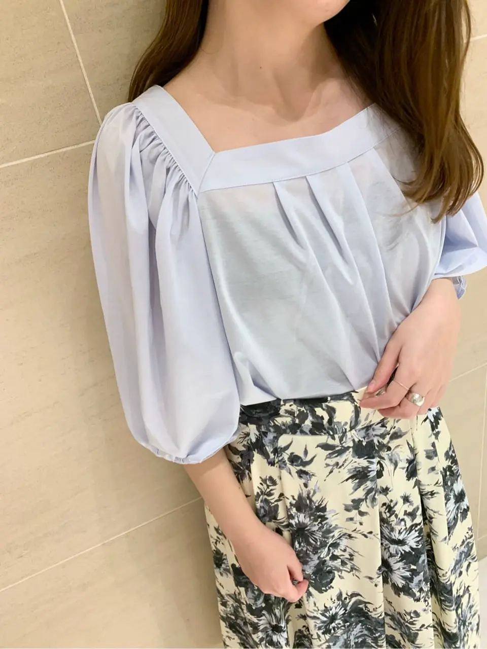 組曲 L 時本 コーディネート画像