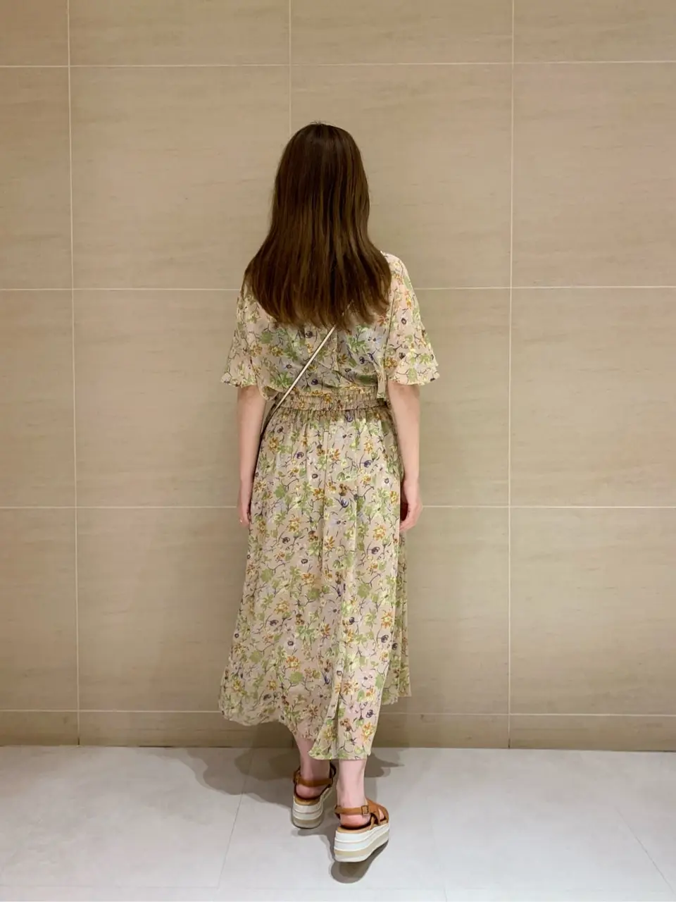 組曲 L 時本 コーディネート画像