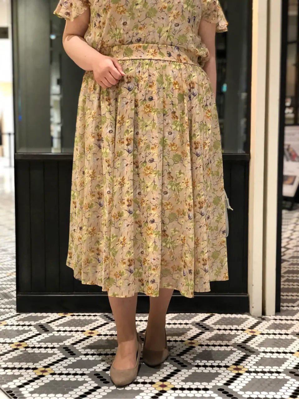 組曲 L 後藤 コーディネート画像