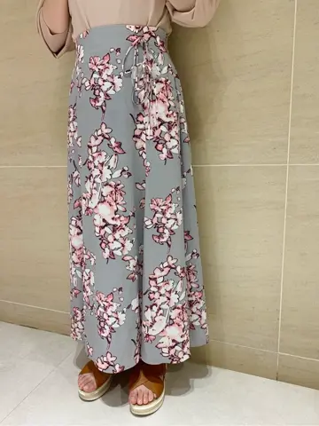 組曲 L 時本 コーディネート画像