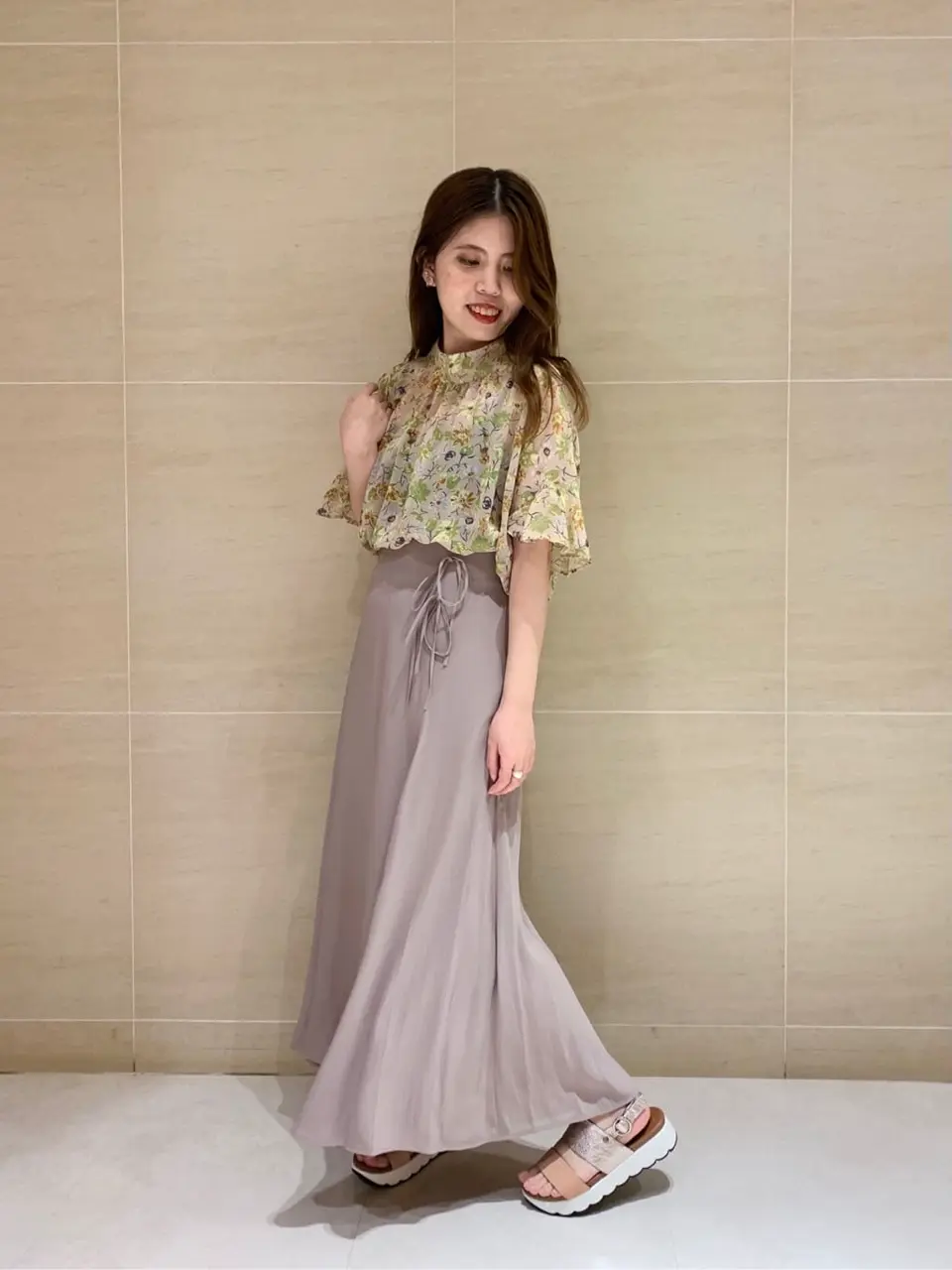 組曲 L 時本 コーディネート画像