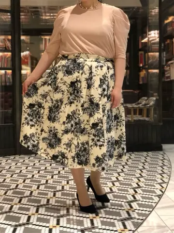 組曲 L 後藤 コーディネート画像