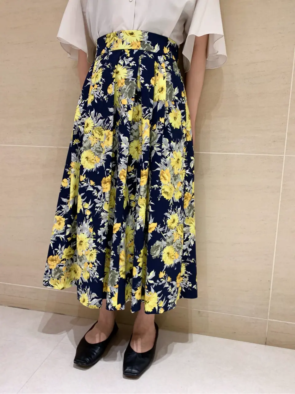 組曲 L 時本 コーディネート画像