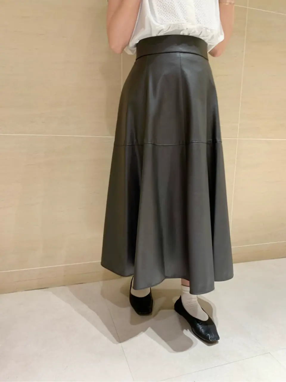 組曲 L 時本 コーディネート画像