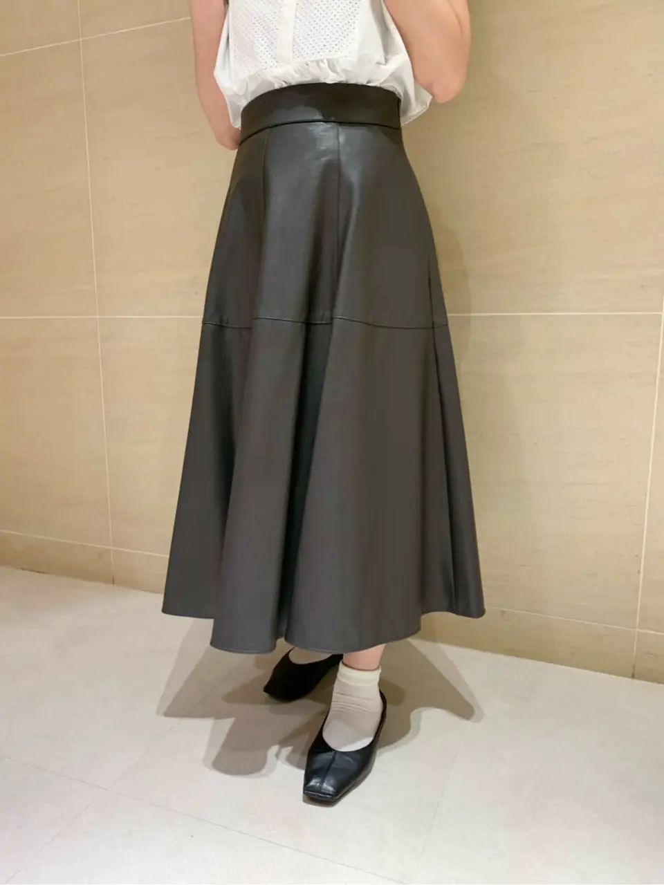 組曲 L 時本 コーディネート画像