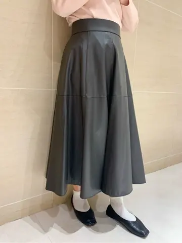 組曲 L 時本 コーディネート画像