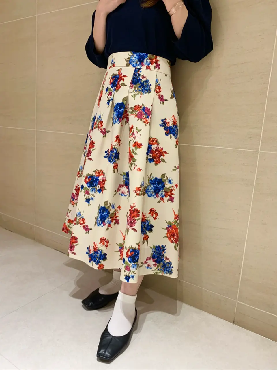 組曲 L 時本 コーディネート画像