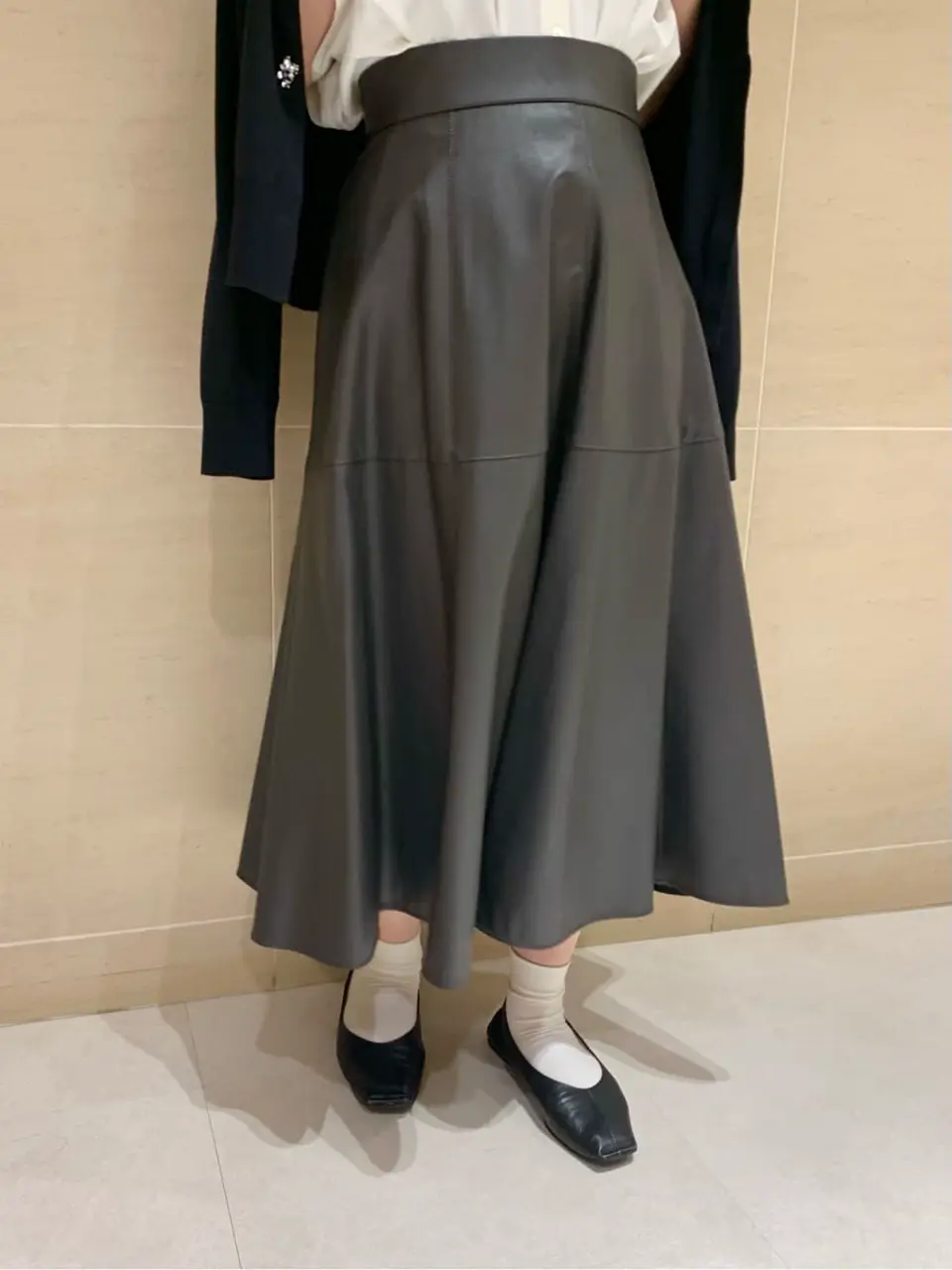 組曲 L 時本 コーディネート画像