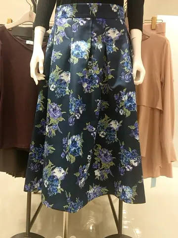 組曲 L 平良 コーディネート画像