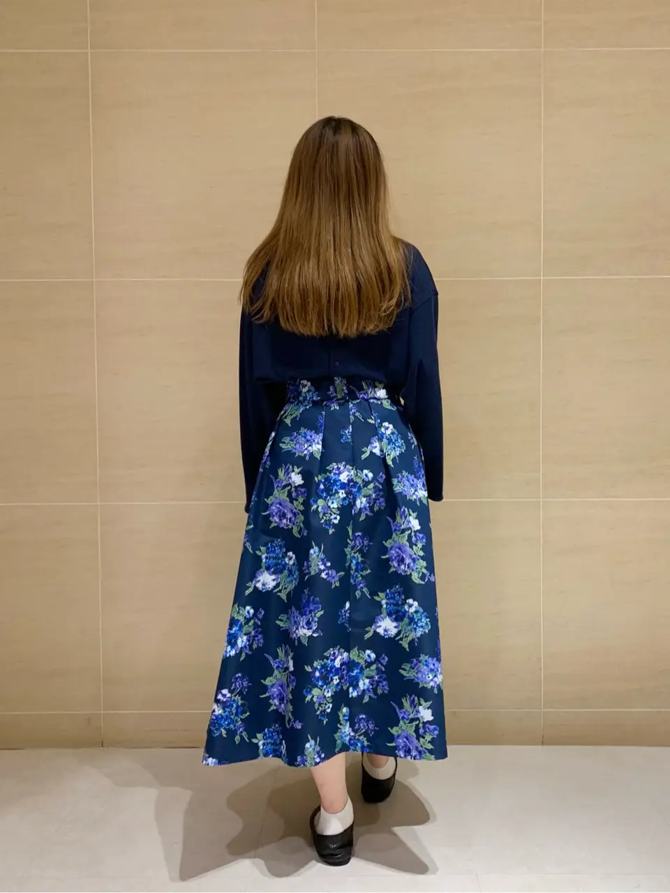 組曲 L 時本 コーディネート画像