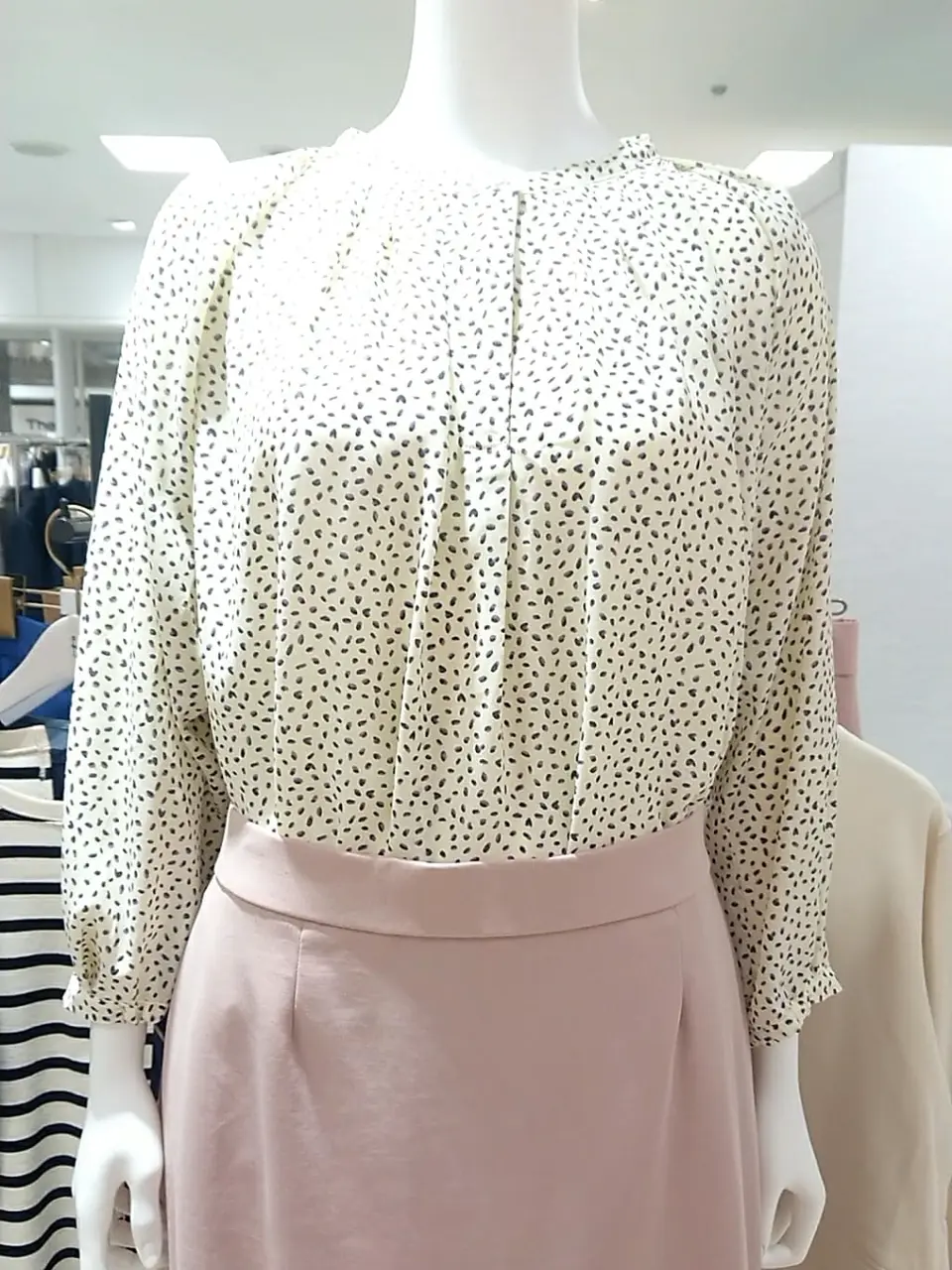 組曲 L 平良 コーディネート画像