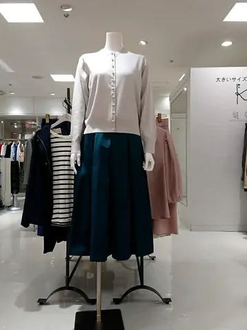 組曲 L 平良 コーディネート画像