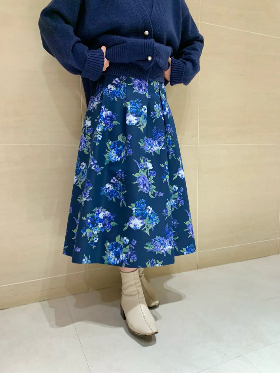 組曲 L 時本 コーディネート画像