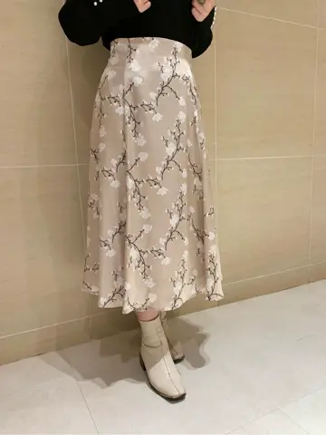 組曲 L 時本 コーディネート画像