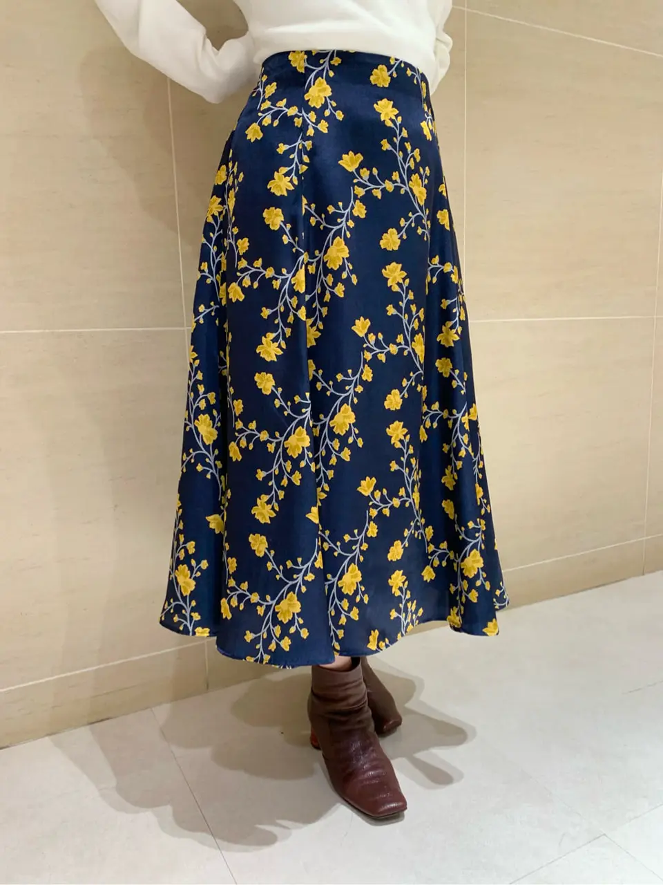 組曲 L 時本 コーディネート画像