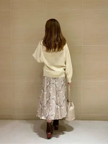 組曲 L 時本 コーディネート画像