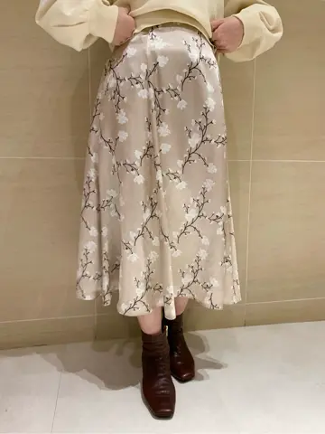 組曲 L 時本 コーディネート画像