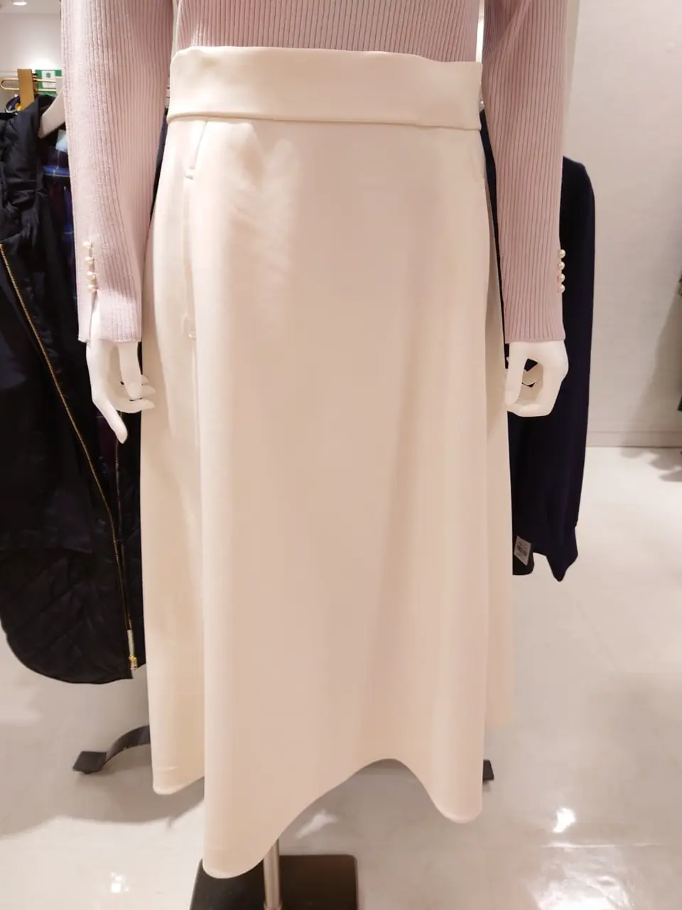 組曲 L 平良 コーディネート画像