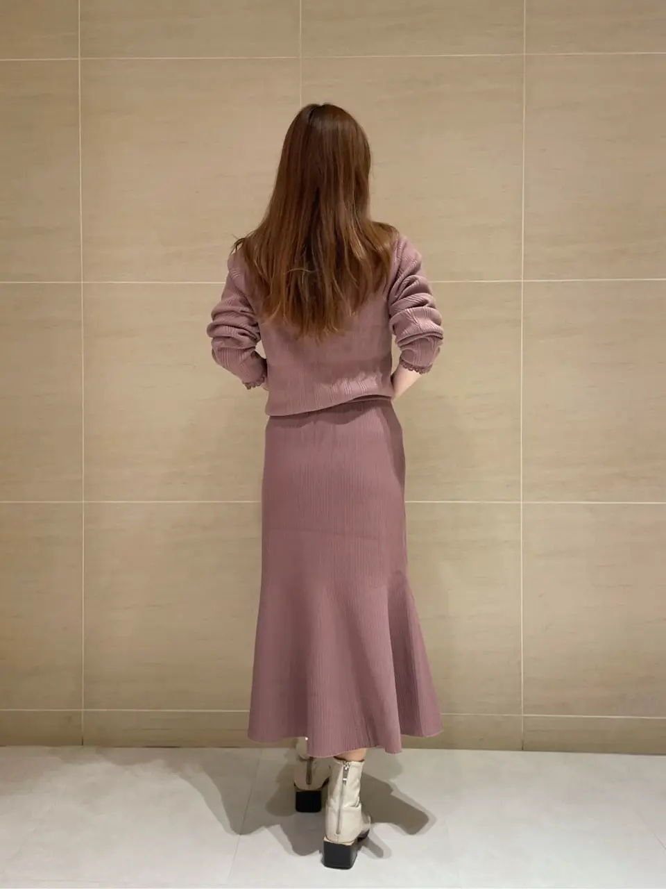 組曲 L 時本 コーディネート画像