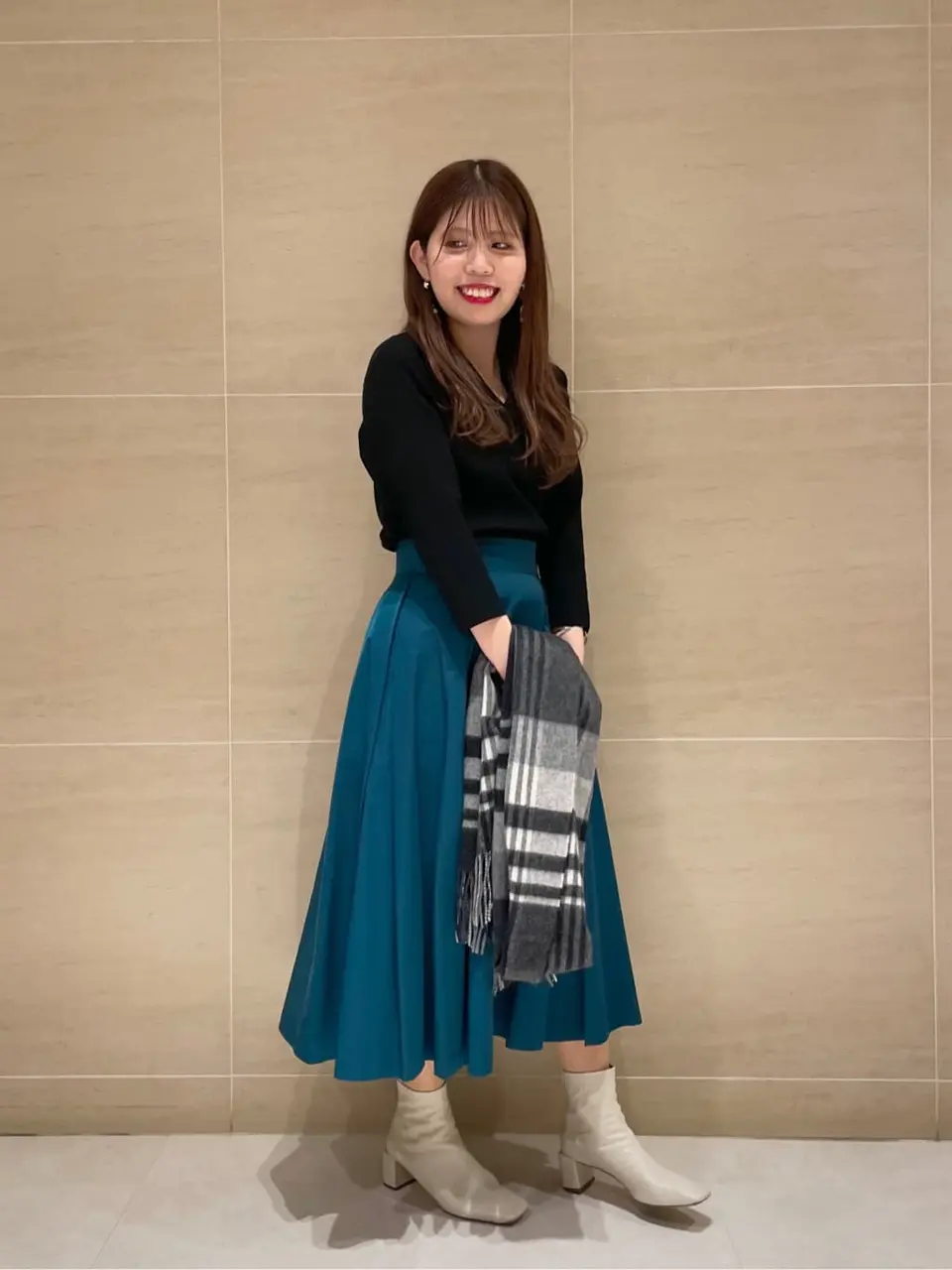 組曲 L 時本 コーディネート画像