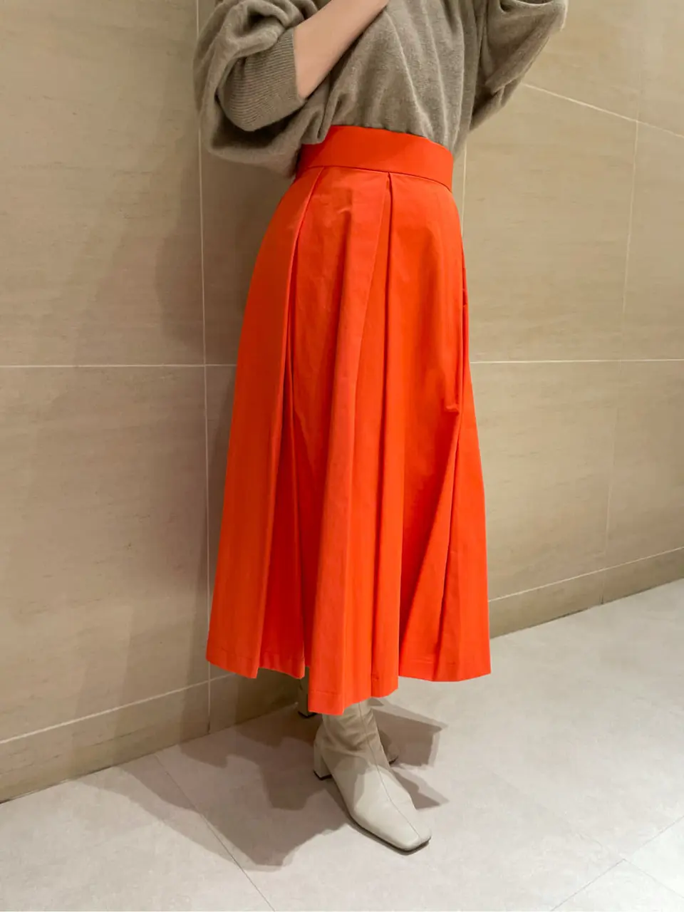 組曲 L 時本 コーディネート画像